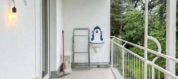 3-salle Appartement à Simmering, Austria No. 240532 2