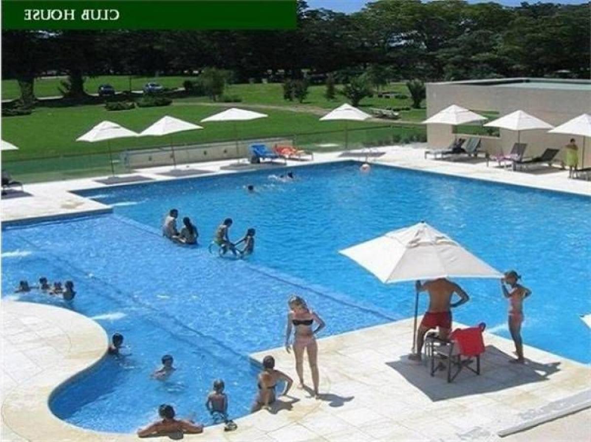  قطعة أرض في Escobar, Argentina رقم 45815