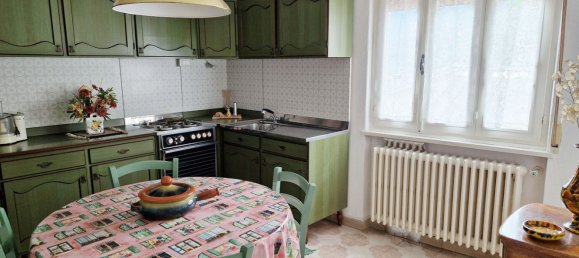 8-salle Appartement à Malonno, Italy No. 260950 19