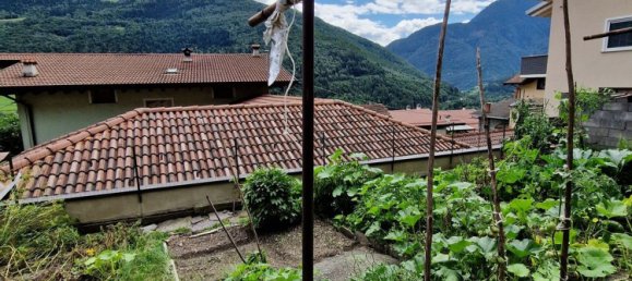 8-salle Appartement à Malonno, Italy No. 260950 14