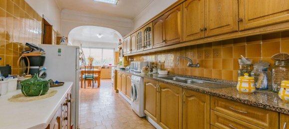 4 bedrooms Villa in Loures, Portugal No. 131141 9