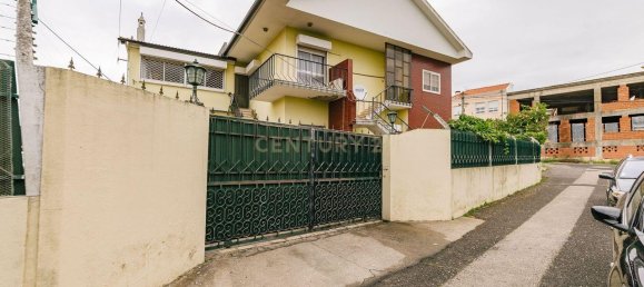 4 bedrooms Villa in Loures, Portugal No. 131141 2