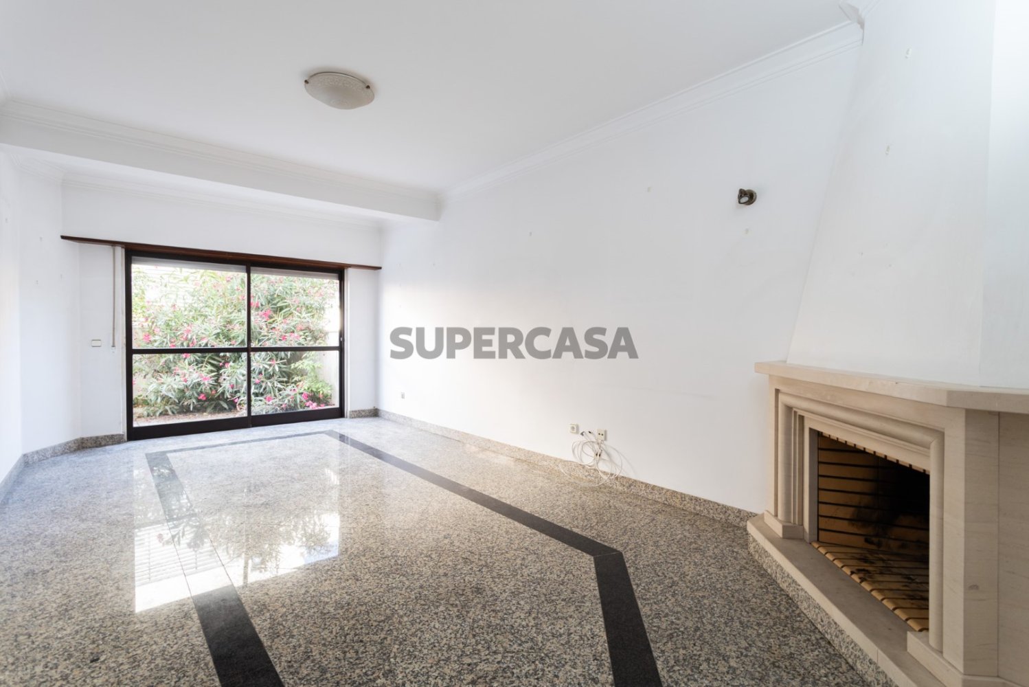 2 bedrooms Apartment in Cascais, Portugal No. 208168