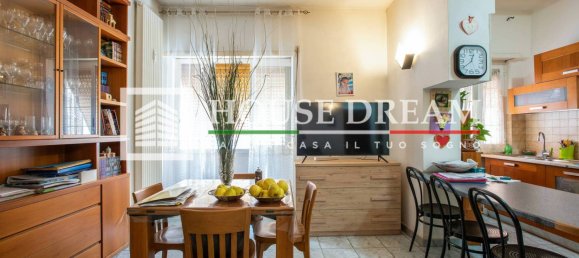 2 bedrooms Apartment in Rome, Italy No. 287395 7