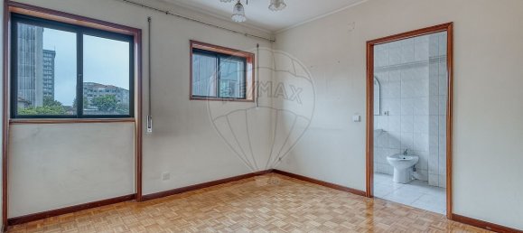 Edifício T6 em Porto, Portugal N.º 136051 8