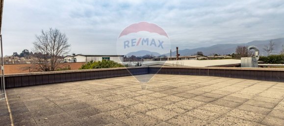 Propriété commerciale à Lurago d'Erba, Italy 300m² No. 58588 6