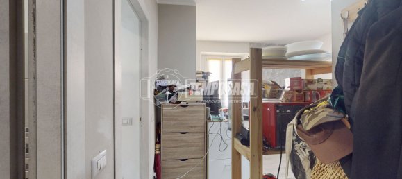 4 bedrooms Warehouse in Turin, Italy No. 137932 22