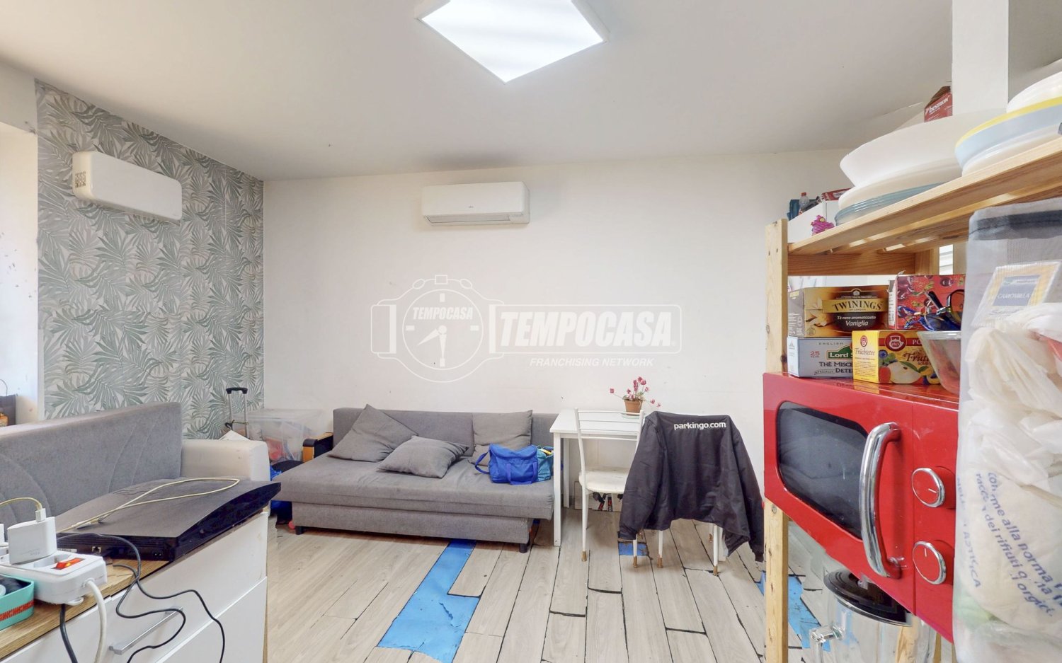 4 bedrooms Warehouse in Turin, Italy No. 137932