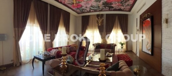 Вилла с 6 спальнями в Аль-Барша, ОАЭ № 1559 3