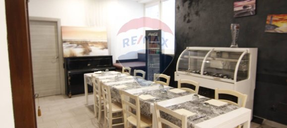 2-Zimmer Gewerbliche Immobilie in Bisuschio, Italy, Nr. 265352 10