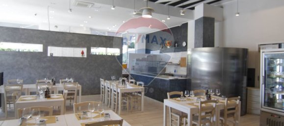 2-Zimmer Gewerbliche Immobilie in Bisuschio, Italy, Nr. 265352 2