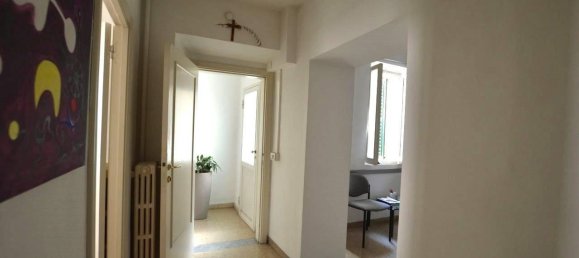 5 rooms Apartment in Jesi, Italy No. 128182 4