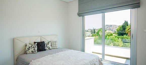 4 bedrooms Villa in Limassol, Cyprus No. 12414 7