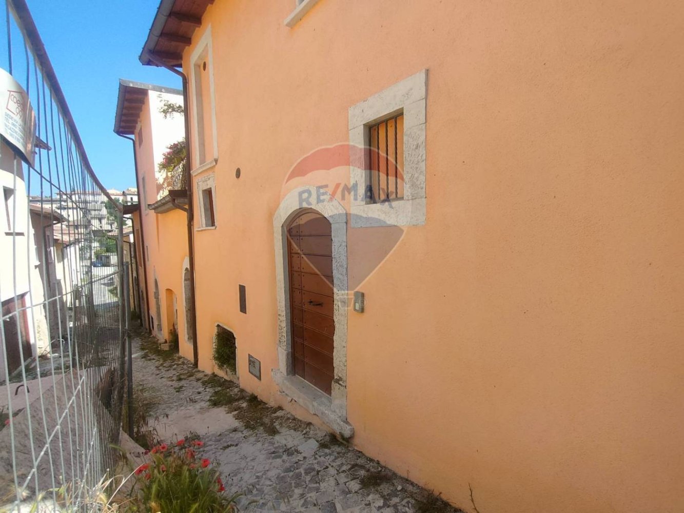 1 bedroom House in Poggio Picenze, Italy No. 346931