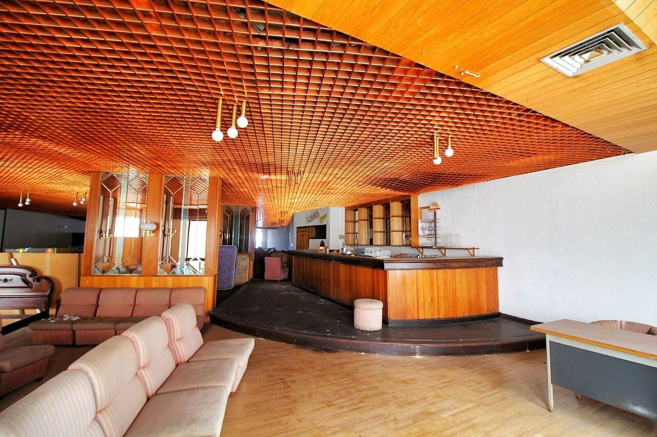 Propriété commerciale à Portimao, Portugal 1284m² No. 245412