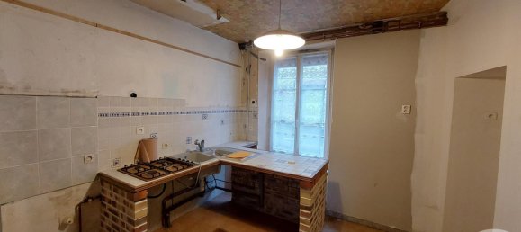 3 bedrooms House in Pithiviers, France No. 77857 4