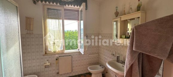 Casa de 4 dormitorios en Atri, Italy No. 172918 33