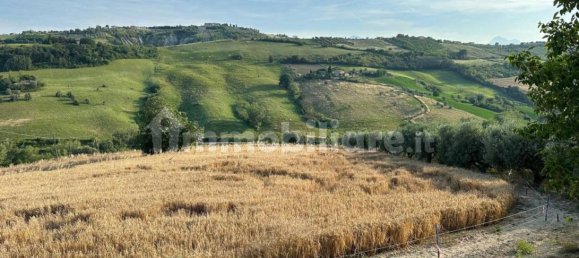 Casa de 4 dormitorios en Atri, Italy No. 172918 9