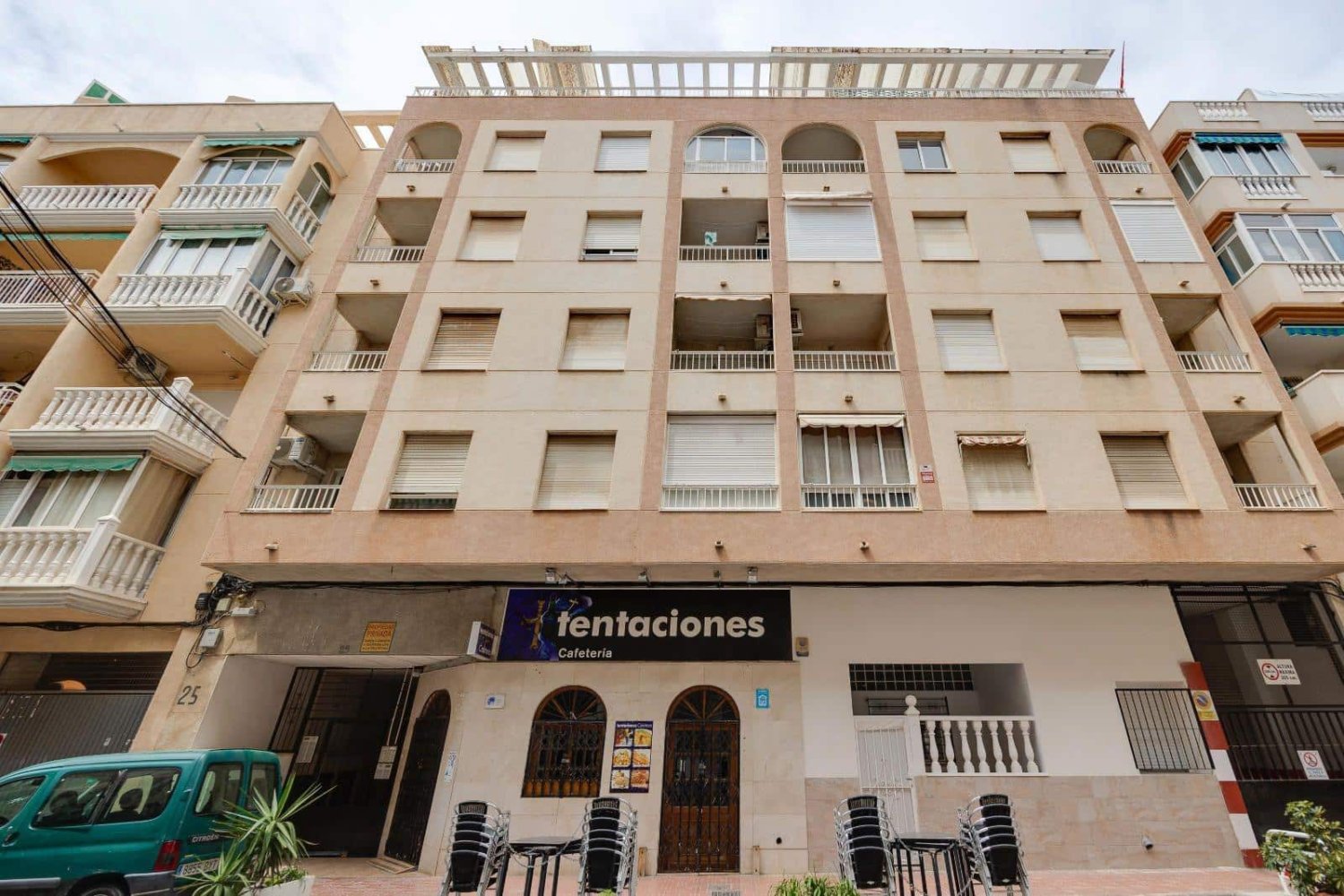 Квартира с 2 спальнями в Торревьеха, Испания № 189522