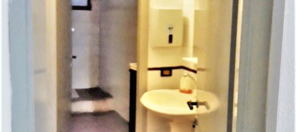 3غرفة عقار تجاري في Cremona, Italy رقم 75115 3