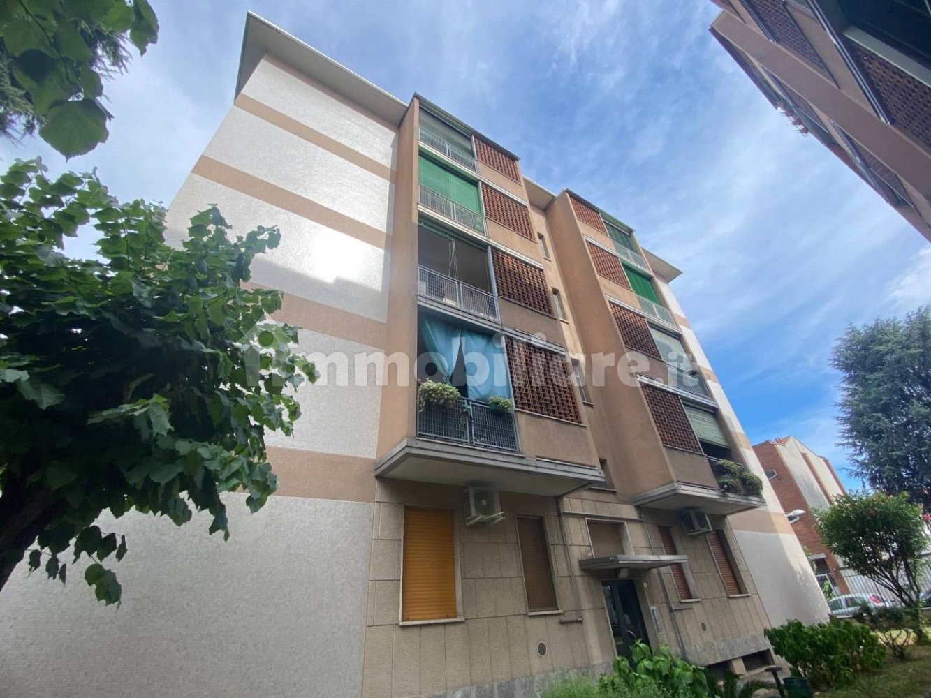 Квартира с 1 спальней в Милан, Италия № 336546