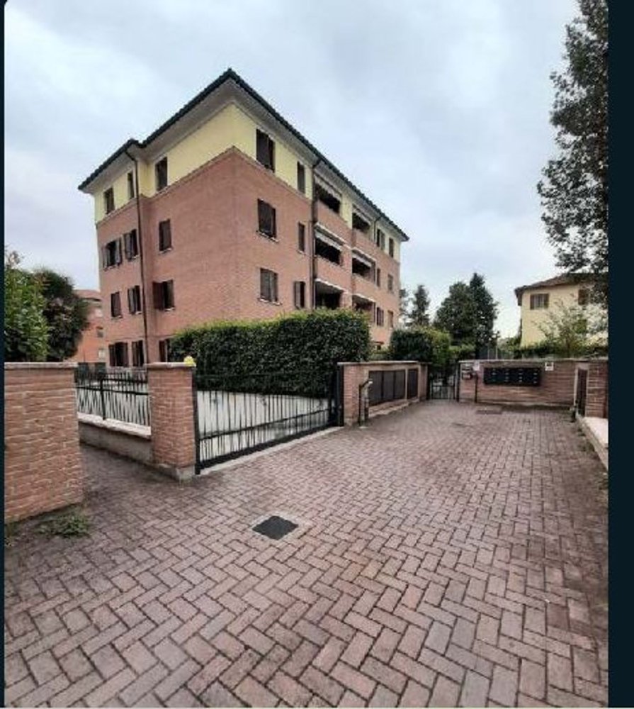 3 bedrooms Apartment in Castelfranco Emilia, Italy No. 317121