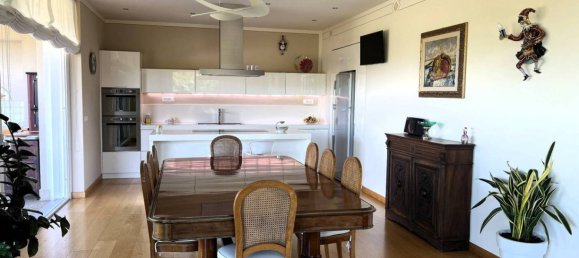 3 bedrooms Villa in Pianfei, Italy No. 292202 8