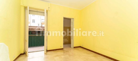 1 bedroom Apartment in Turin, Italy No. 379949 4