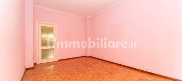 1 bedroom Apartment in Turin, Italy No. 379949 18