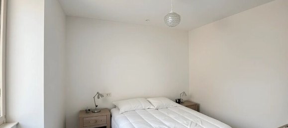 2 bedrooms House in Paris, France No. 329123 5