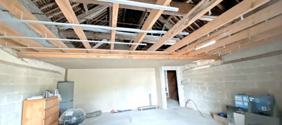 2 bedrooms House in Paris, France No. 329123 11