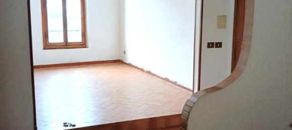 5غرفة شقة في Montevarchi, Italy رقم 231076 23