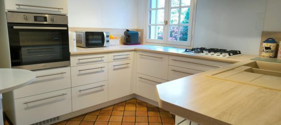 5 Schlafzimmer Haus in Guimaec, France, Nr. 204246 8