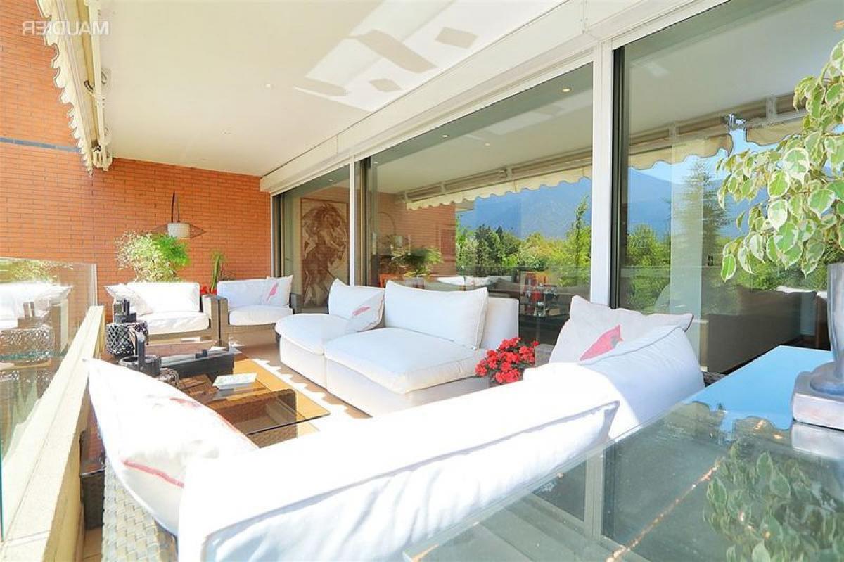 3 bedrooms Apartment in Santiago, Chile No. 3588