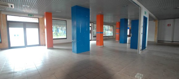 Imóvel comercial de 1 divisão em Olbia, Italy N.º 43750 23