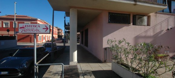 Imóvel comercial de 1 divisão em Olbia, Italy N.º 43750 3