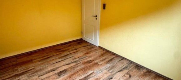 7 rooms Townhouse in Hildesheim, Germany No. 331371 2