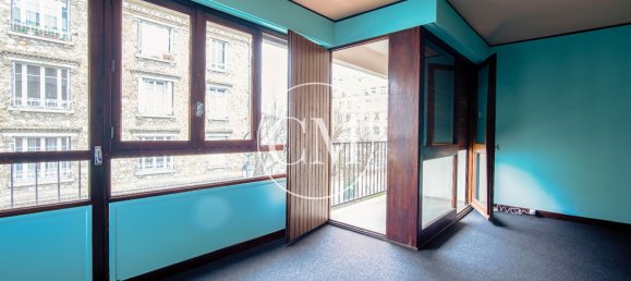 2 chambres Appartement à Versailles, France No. 178185 3