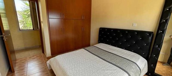 3 bedrooms House in Monagroulli, Cyprus No. 13825 2