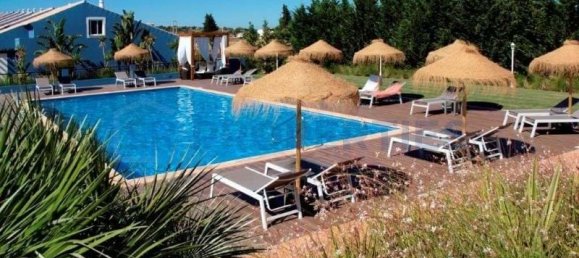 3585m² Hotel in Luz, Portugal No. 135952 5