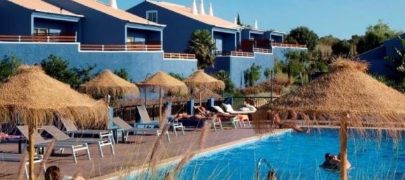 3585m² Hotel in Luz, Portugal No. 135952 7