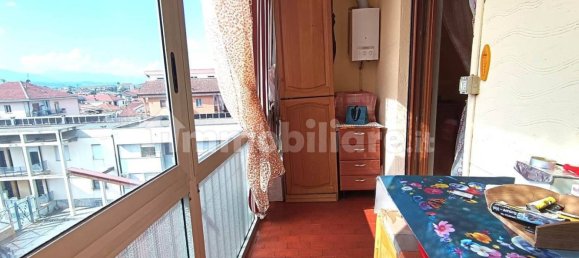 2 bedrooms Apartment in Orbassano, Italy No. 206970 9