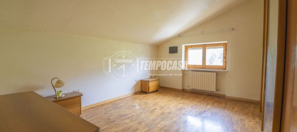 Casa de 4 dormitorios en Montelupone, Italy No. 120711 4