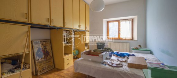 Casa de 4 dormitorios en Montelupone, Italy No. 120711 17