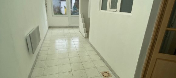 2 Schlafzimmer Haus in Recquignies, France, Nr. 87187 9