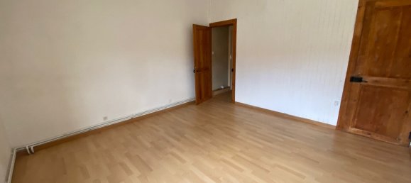 2 Schlafzimmer Haus in Recquignies, France, Nr. 87187 3