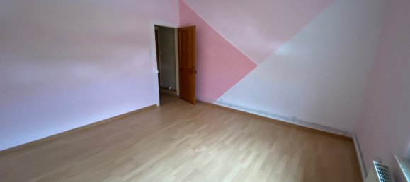 2 Schlafzimmer Haus in Recquignies, France, Nr. 87187 6