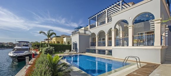 4 bedrooms Villa in Limassol, Cyprus No. 10359 5