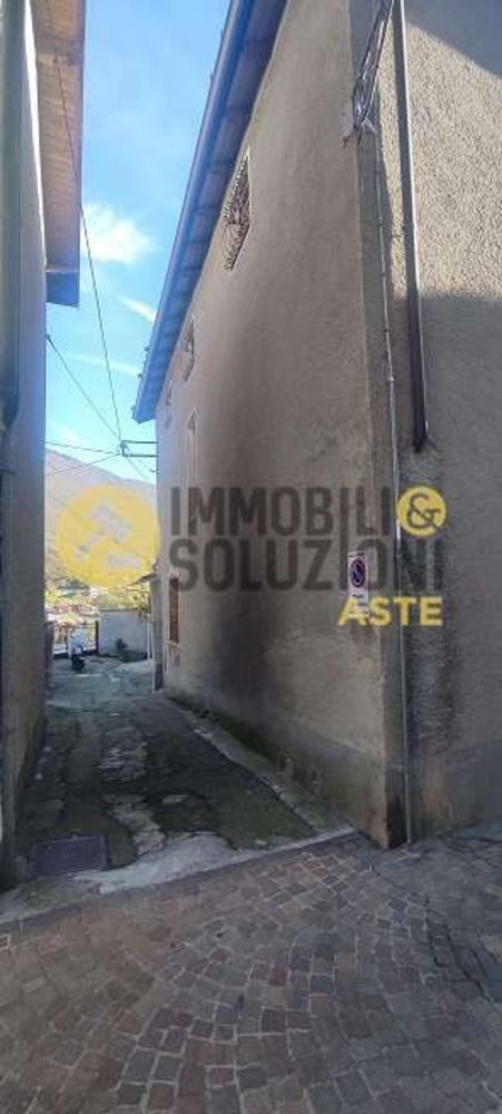 3 rooms Apartment in Ranzanico, Italy No. 278502