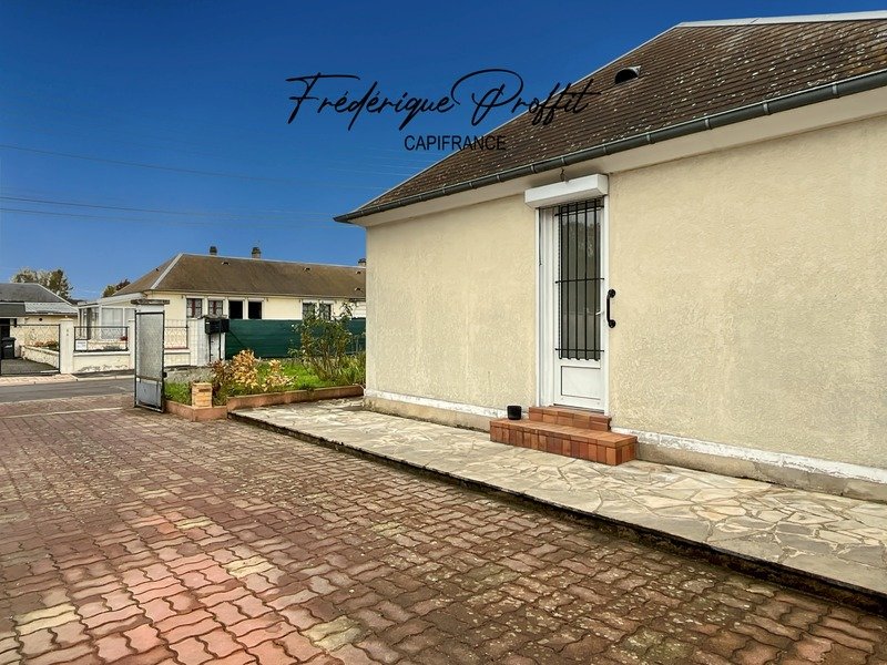 2 Schlafzimmer Haus in Fitz-James, France, Nr. 213047